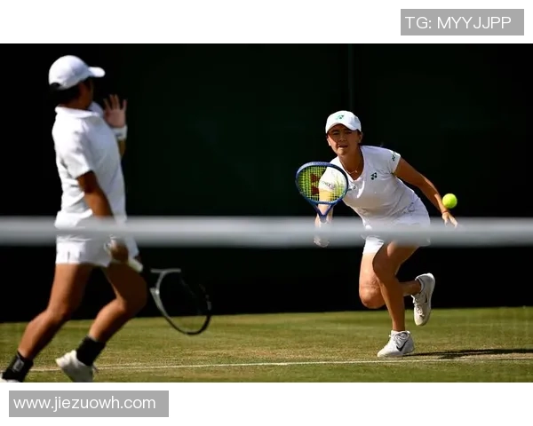 西安网球队在锦标赛中的默契配合与战术分析探讨